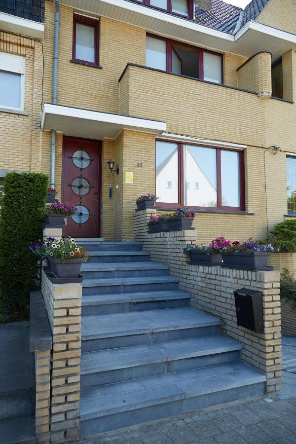 Bed and Breakfast Focus Boutique Кортрейк Экстерьер фото