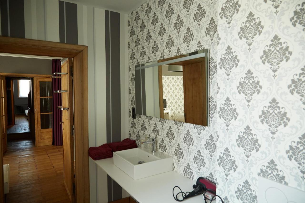 Bed and Breakfast Focus Boutique Кортрейк Экстерьер фото